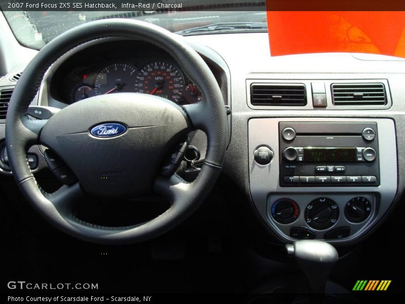 Infra-Red / Charcoal 2007 Ford Focus ZX5 SES Hatchback