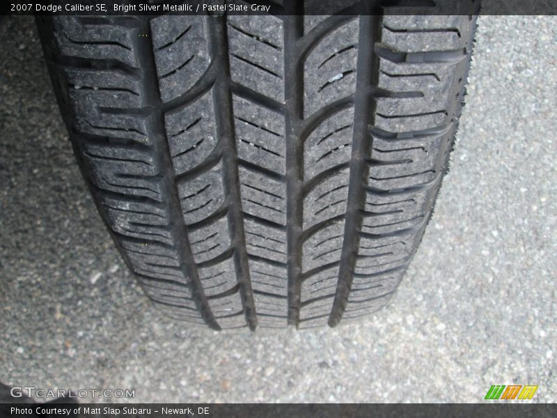 Bright Silver Metallic / Pastel Slate Gray 2007 Dodge Caliber SE