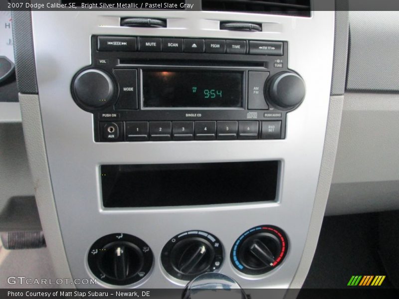 Bright Silver Metallic / Pastel Slate Gray 2007 Dodge Caliber SE