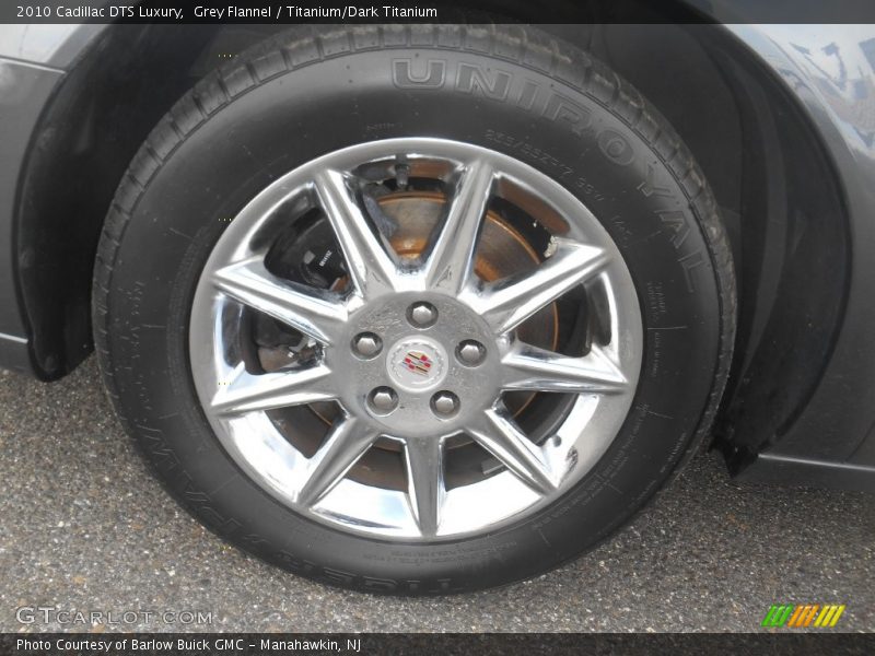 Grey Flannel / Titanium/Dark Titanium 2010 Cadillac DTS Luxury