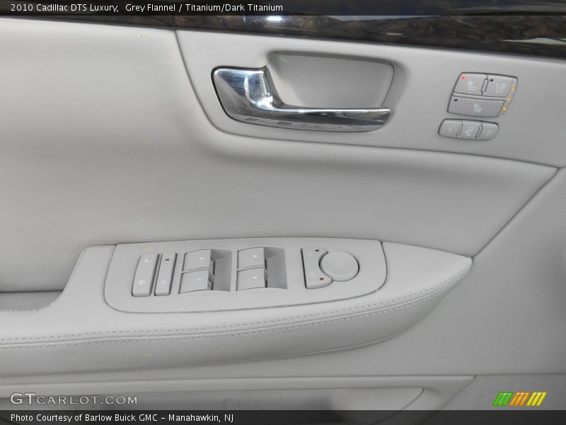 Grey Flannel / Titanium/Dark Titanium 2010 Cadillac DTS Luxury