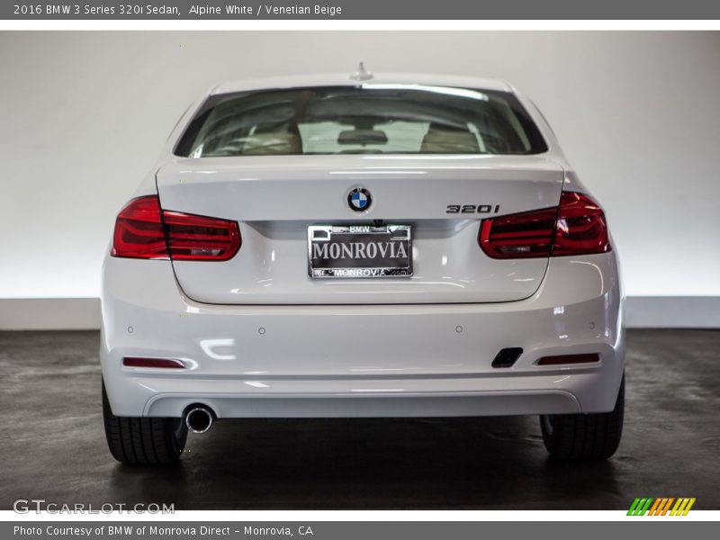 Alpine White / Venetian Beige 2016 BMW 3 Series 320i Sedan