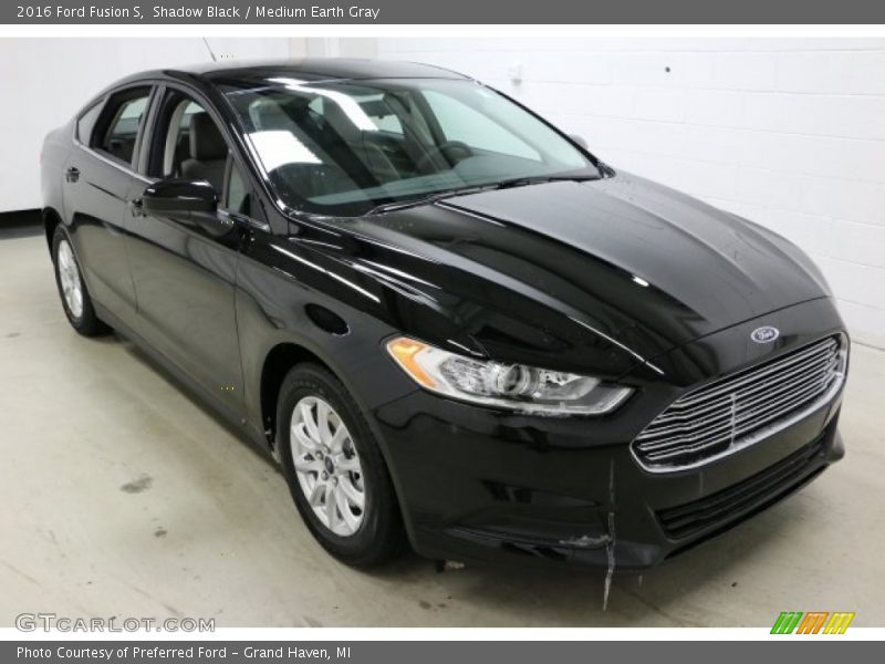 Shadow Black / Medium Earth Gray 2016 Ford Fusion S