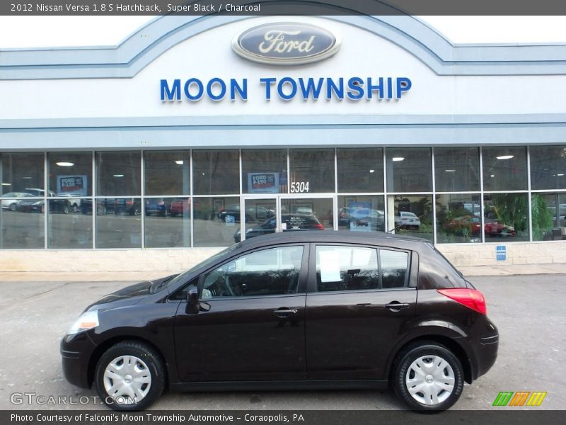 Super Black / Charcoal 2012 Nissan Versa 1.8 S Hatchback