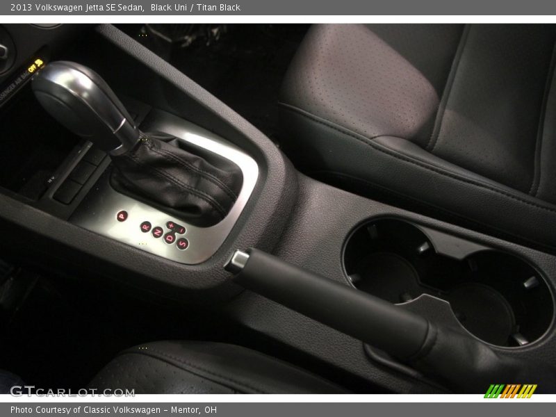 Black Uni / Titan Black 2013 Volkswagen Jetta SE Sedan