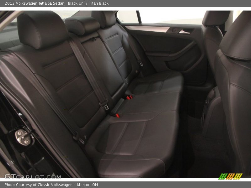 Black Uni / Titan Black 2013 Volkswagen Jetta SE Sedan