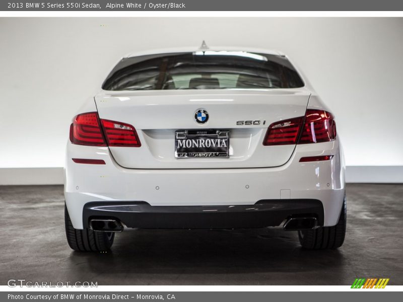 Alpine White / Oyster/Black 2013 BMW 5 Series 550i Sedan