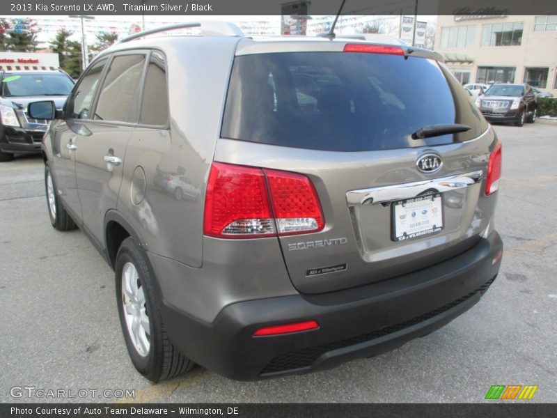 Titanium Silver / Black 2013 Kia Sorento LX AWD