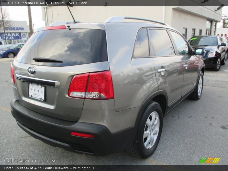 Titanium Silver / Black 2013 Kia Sorento LX AWD