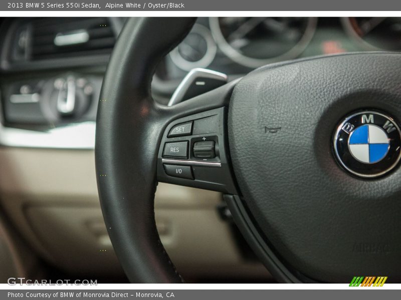 Alpine White / Oyster/Black 2013 BMW 5 Series 550i Sedan