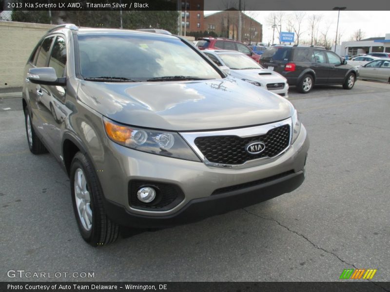 Titanium Silver / Black 2013 Kia Sorento LX AWD