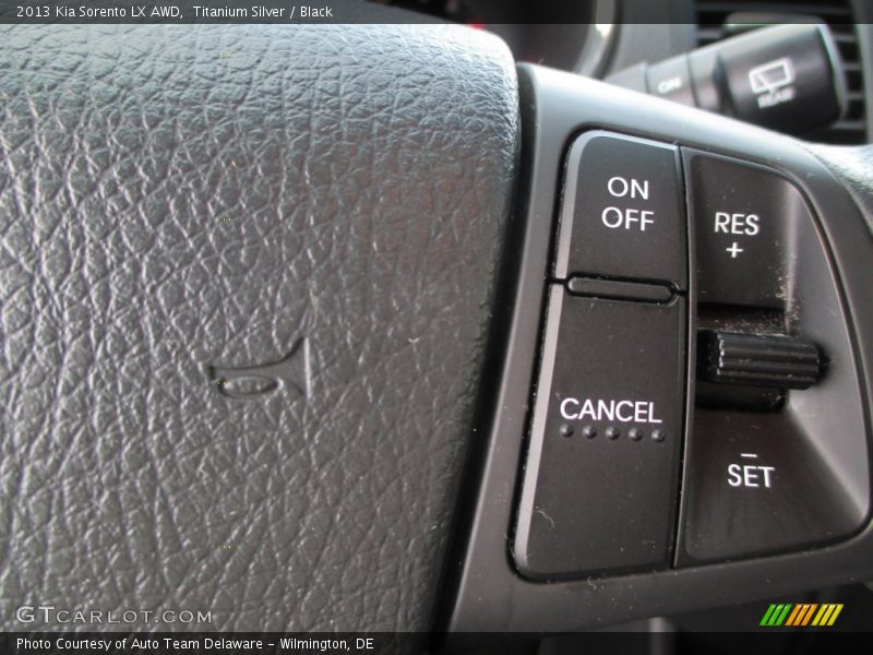 Titanium Silver / Black 2013 Kia Sorento LX AWD