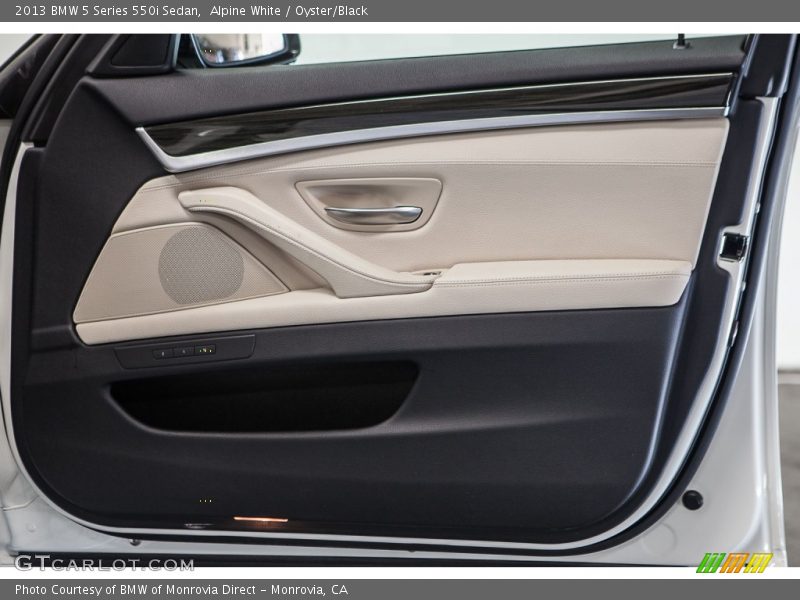 Alpine White / Oyster/Black 2013 BMW 5 Series 550i Sedan