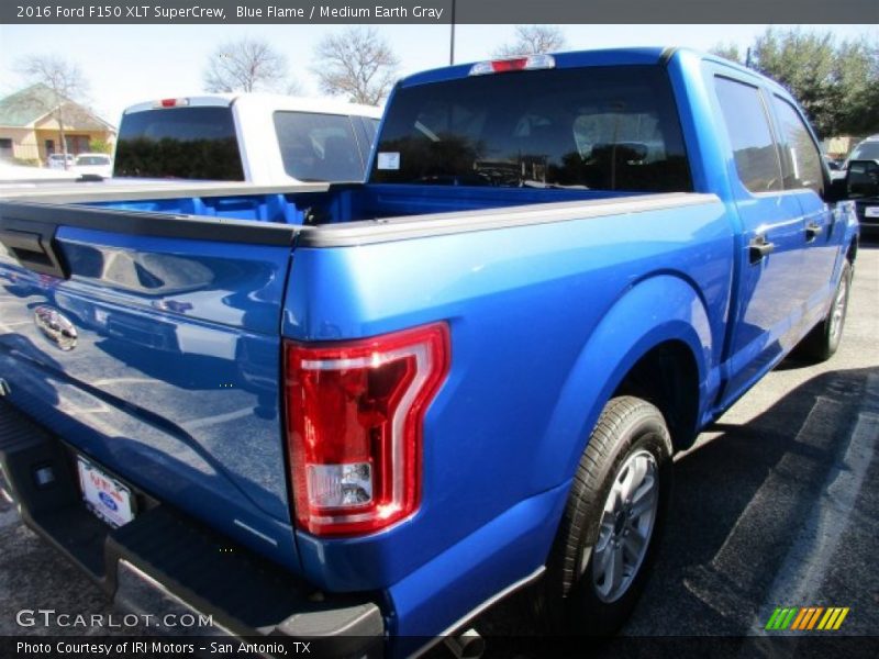 Blue Flame / Medium Earth Gray 2016 Ford F150 XLT SuperCrew