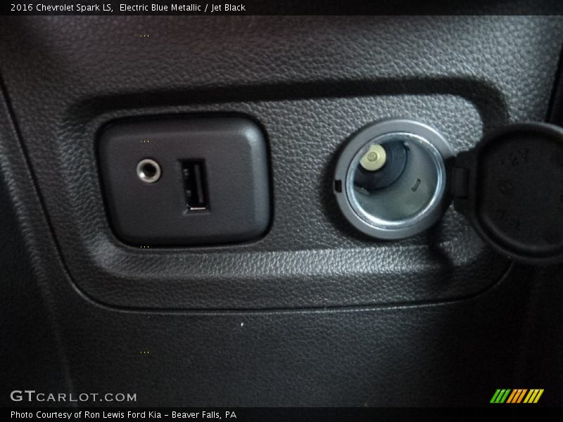 Electric Blue Metallic / Jet Black 2016 Chevrolet Spark LS