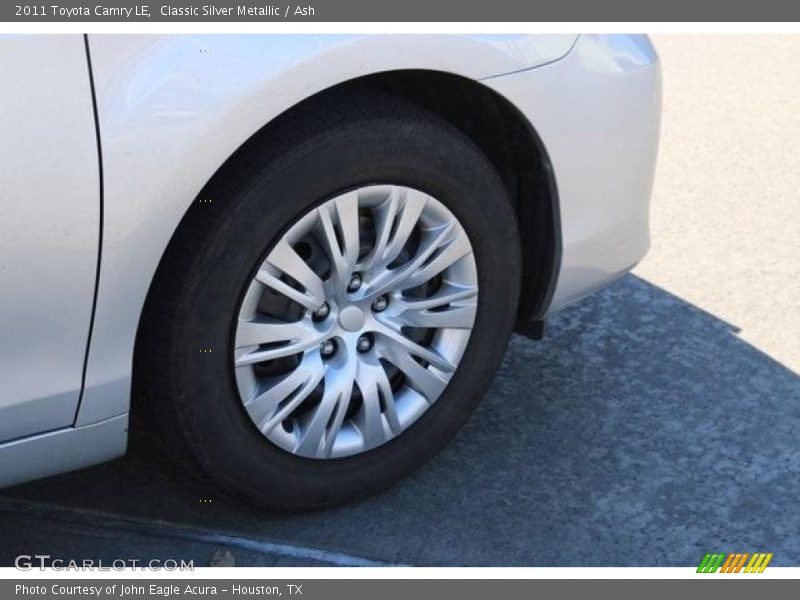 Classic Silver Metallic / Ash 2011 Toyota Camry LE