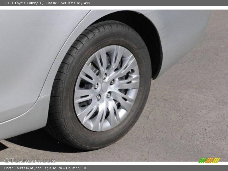 Classic Silver Metallic / Ash 2011 Toyota Camry LE
