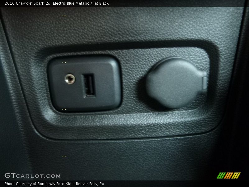Electric Blue Metallic / Jet Black 2016 Chevrolet Spark LS