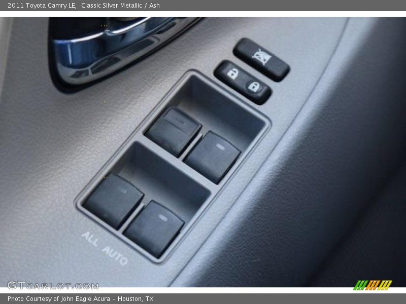 Classic Silver Metallic / Ash 2011 Toyota Camry LE