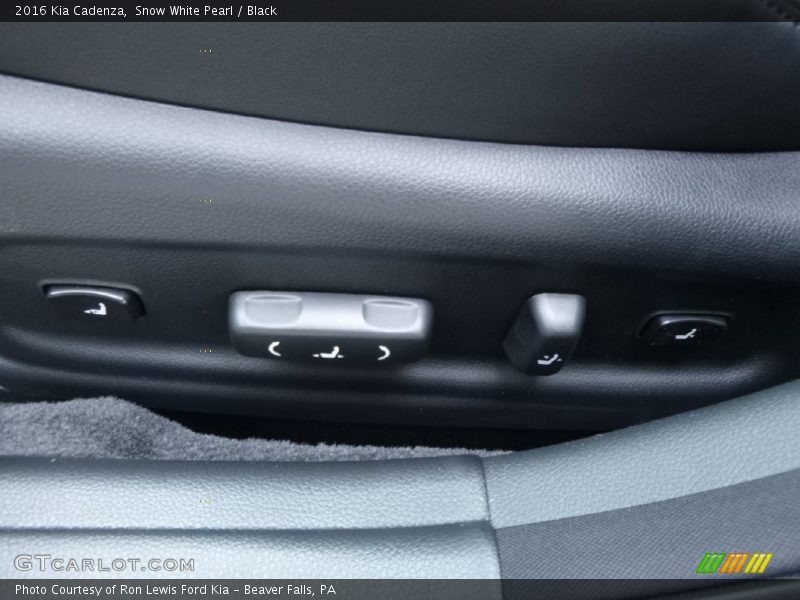 Snow White Pearl / Black 2016 Kia Cadenza