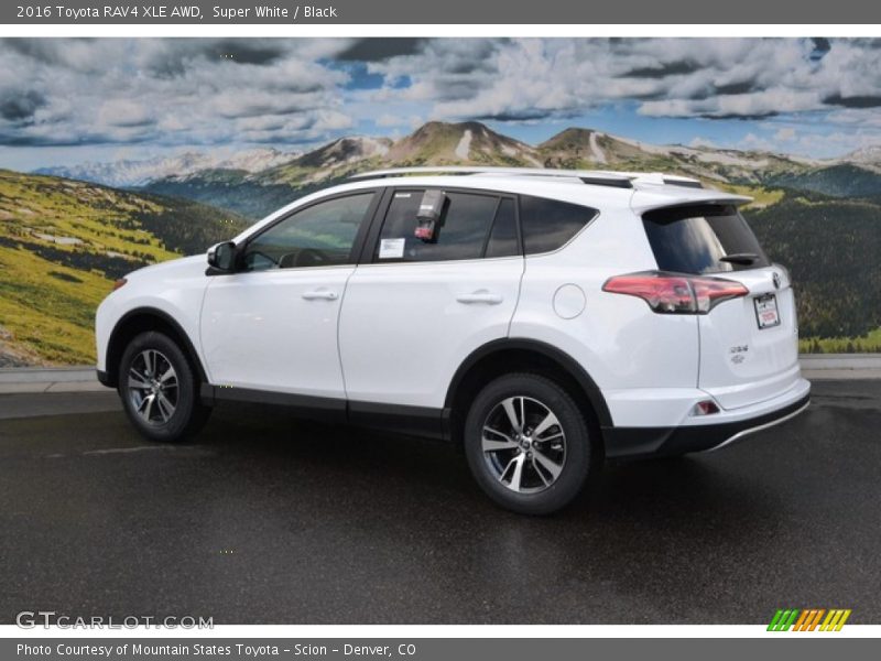 Super White / Black 2016 Toyota RAV4 XLE AWD