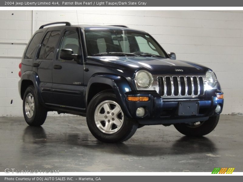 Patriot Blue Pearl / Light Taupe/Dark Slate Gray 2004 Jeep Liberty Limited 4x4