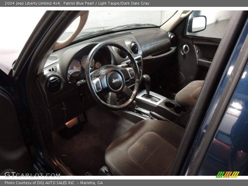 Patriot Blue Pearl / Light Taupe/Dark Slate Gray 2004 Jeep Liberty Limited 4x4