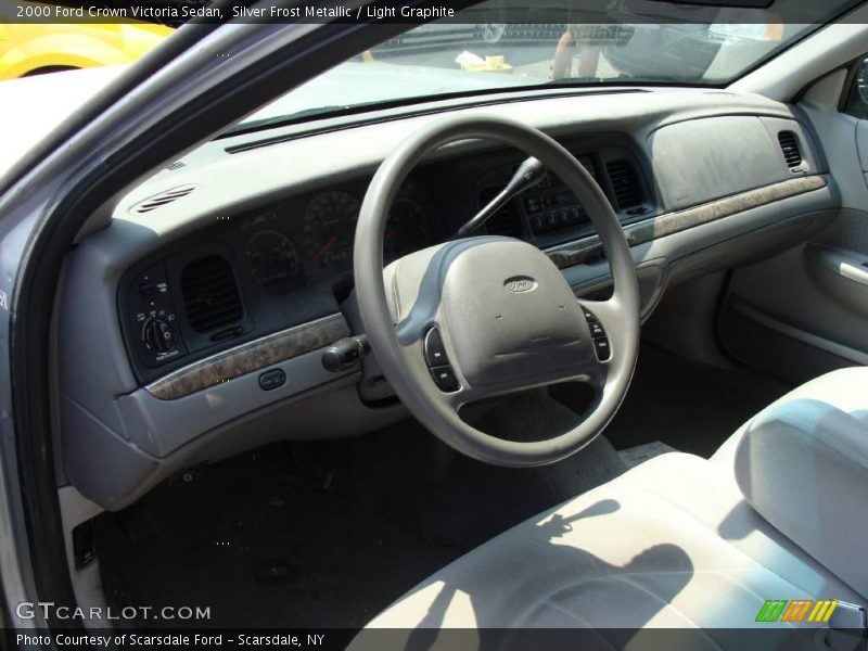 Silver Frost Metallic / Light Graphite 2000 Ford Crown Victoria Sedan