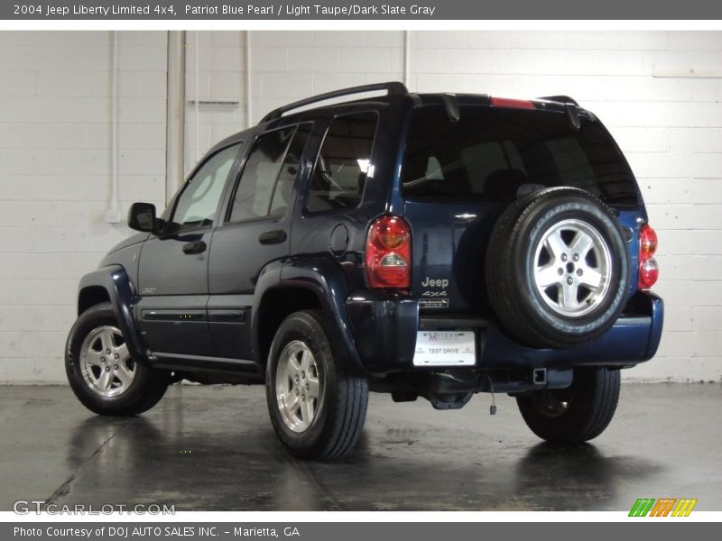 Patriot Blue Pearl / Light Taupe/Dark Slate Gray 2004 Jeep Liberty Limited 4x4