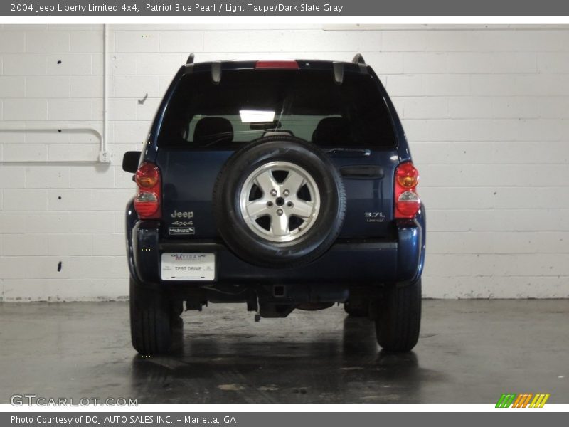 Patriot Blue Pearl / Light Taupe/Dark Slate Gray 2004 Jeep Liberty Limited 4x4