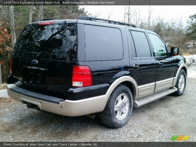 Black Clearcoat / Medium Parchment 2005 Ford Expedition Eddie Bauer 4x4
