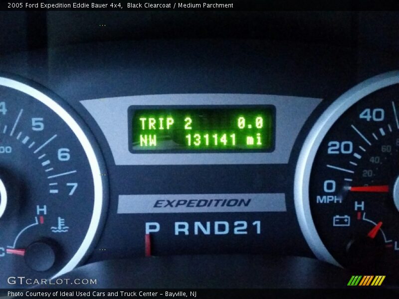 Black Clearcoat / Medium Parchment 2005 Ford Expedition Eddie Bauer 4x4