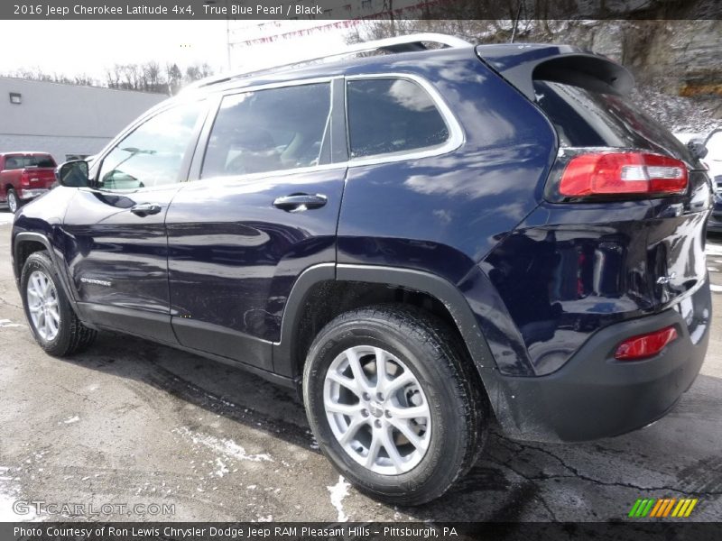 True Blue Pearl / Black 2016 Jeep Cherokee Latitude 4x4
