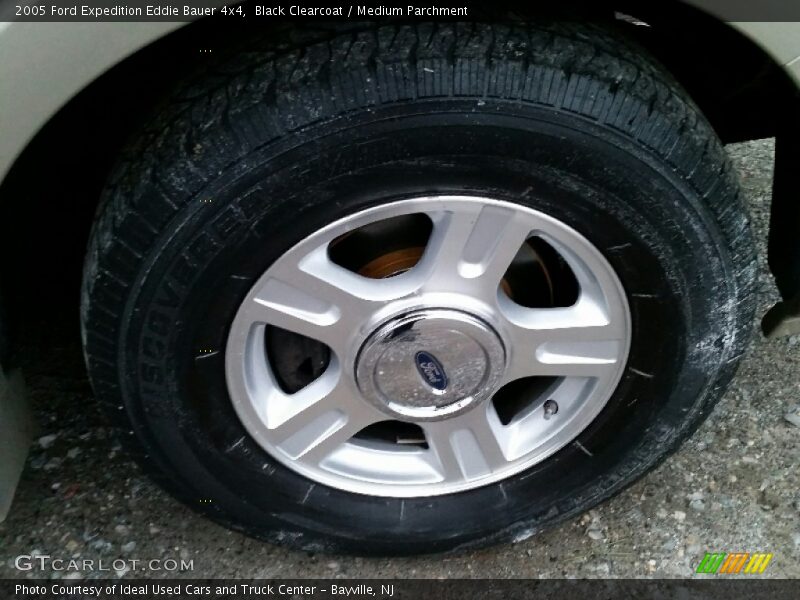 Black Clearcoat / Medium Parchment 2005 Ford Expedition Eddie Bauer 4x4