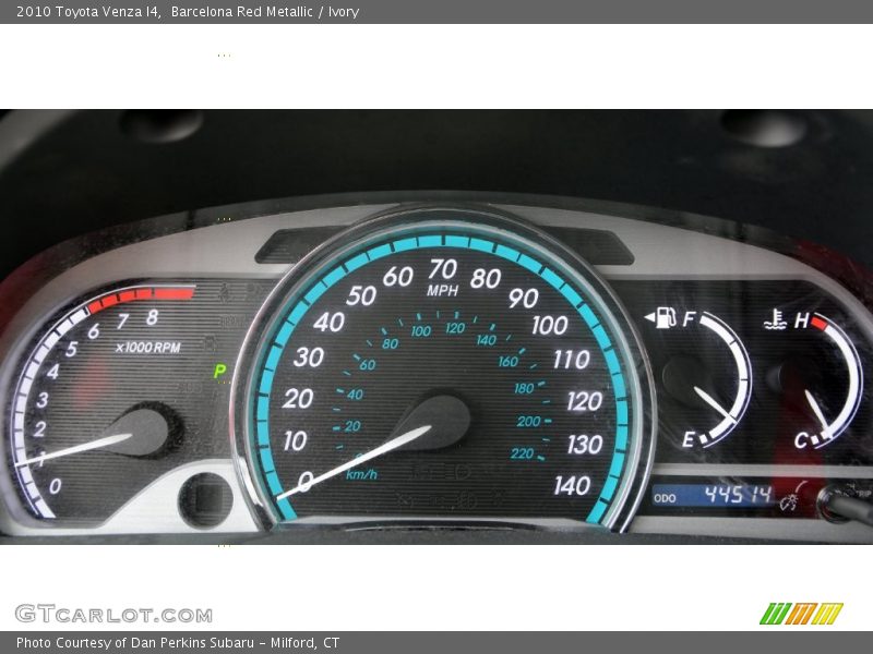Barcelona Red Metallic / Ivory 2010 Toyota Venza I4