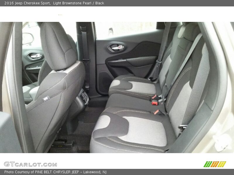 Light Brownstone Pearl / Black 2016 Jeep Cherokee Sport