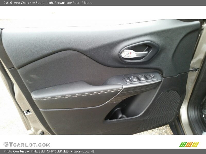 Light Brownstone Pearl / Black 2016 Jeep Cherokee Sport