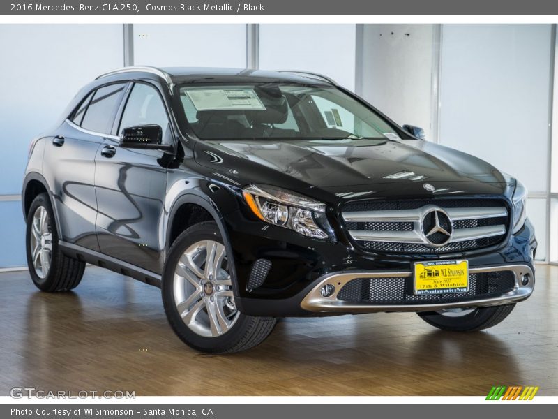 Cosmos Black Metallic / Black 2016 Mercedes-Benz GLA 250