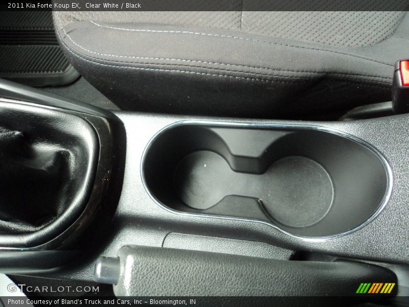 Clear White / Black 2011 Kia Forte Koup EX