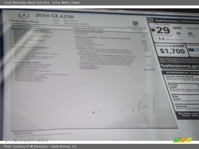 Cirrus White / Black 2016 Mercedes-Benz GLA 250