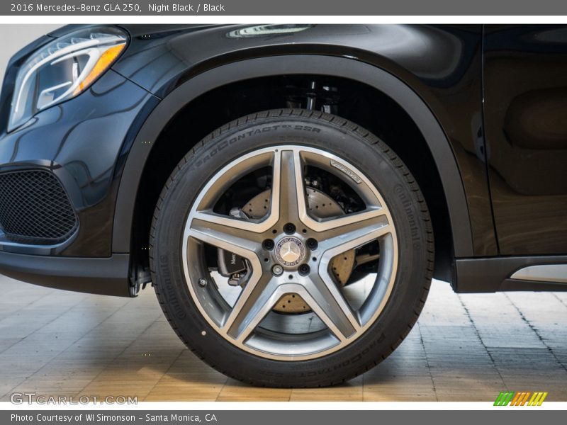 Night Black / Black 2016 Mercedes-Benz GLA 250