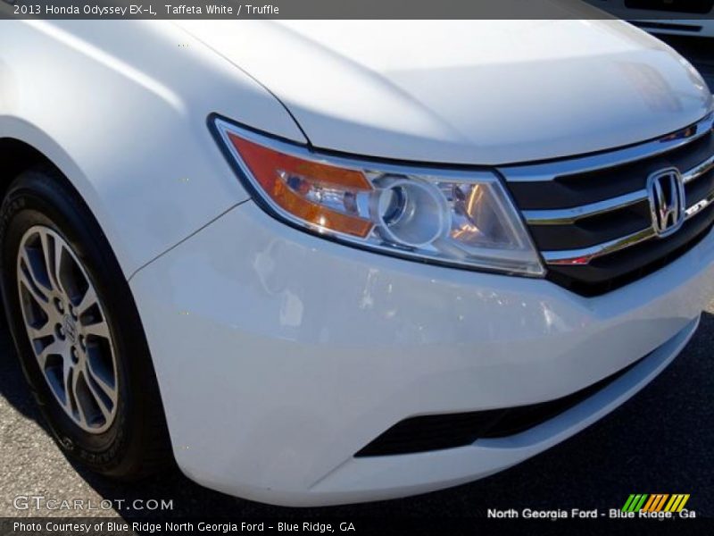 Taffeta White / Truffle 2013 Honda Odyssey EX-L