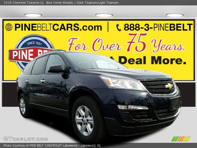 Blue Velvet Metallic / Dark Titanium/Light Titanium 2016 Chevrolet Traverse LS