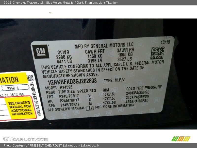 Blue Velvet Metallic / Dark Titanium/Light Titanium 2016 Chevrolet Traverse LS