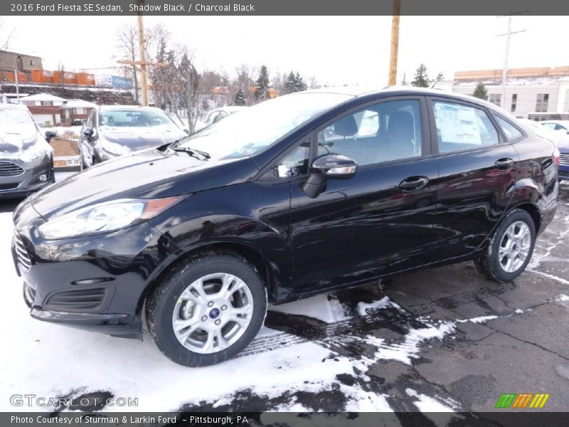 Shadow Black / Charcoal Black 2016 Ford Fiesta SE Sedan