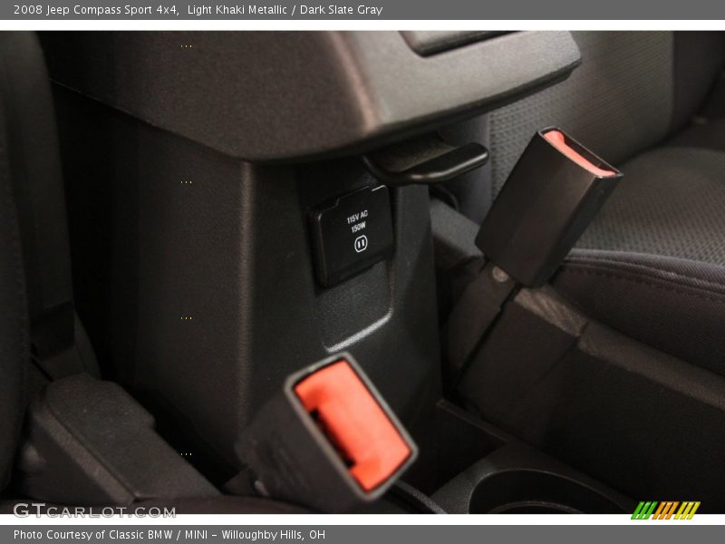 Light Khaki Metallic / Dark Slate Gray 2008 Jeep Compass Sport 4x4