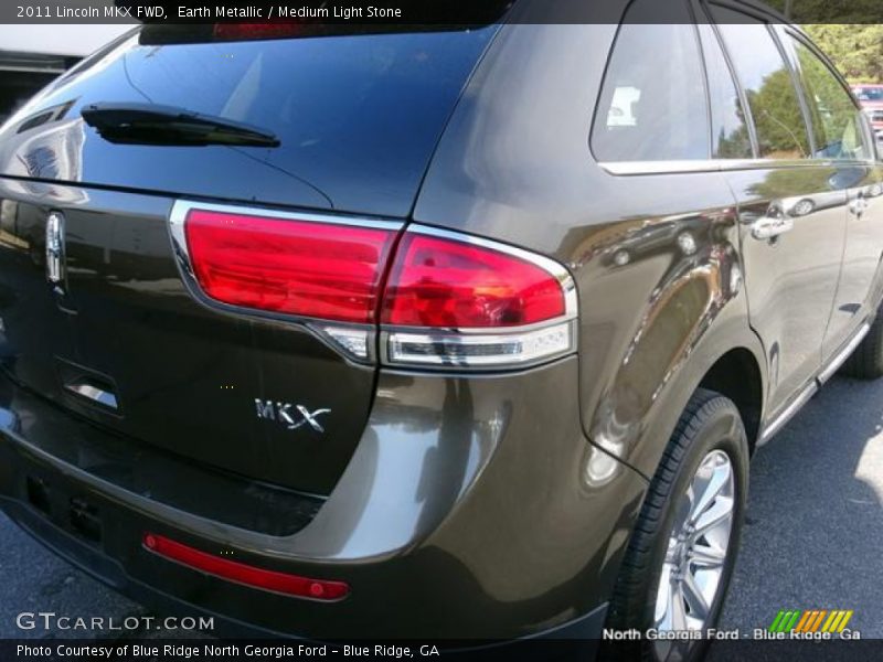 Earth Metallic / Medium Light Stone 2011 Lincoln MKX FWD