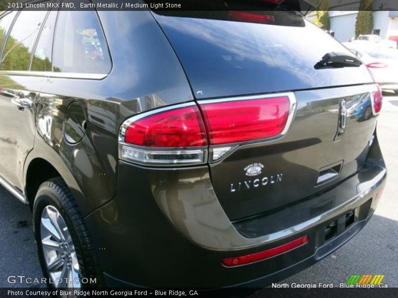 Earth Metallic / Medium Light Stone 2011 Lincoln MKX FWD