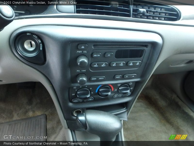 Summit White / Gray 2003 Chevrolet Malibu Sedan