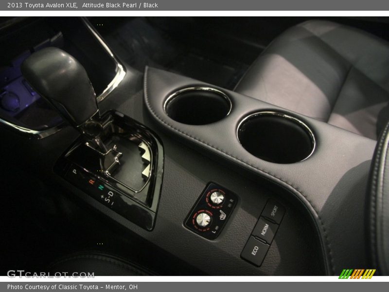 Attitude Black Pearl / Black 2013 Toyota Avalon XLE